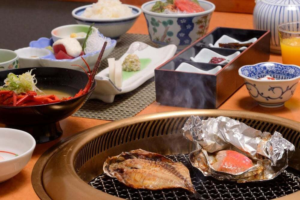 ハートの窓がお出迎え♪豪快な「漁師焼き」に舌鼓4022942