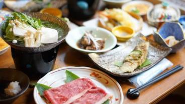 食事・飲み物 / 4