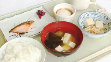 食事・飲み物 / 1