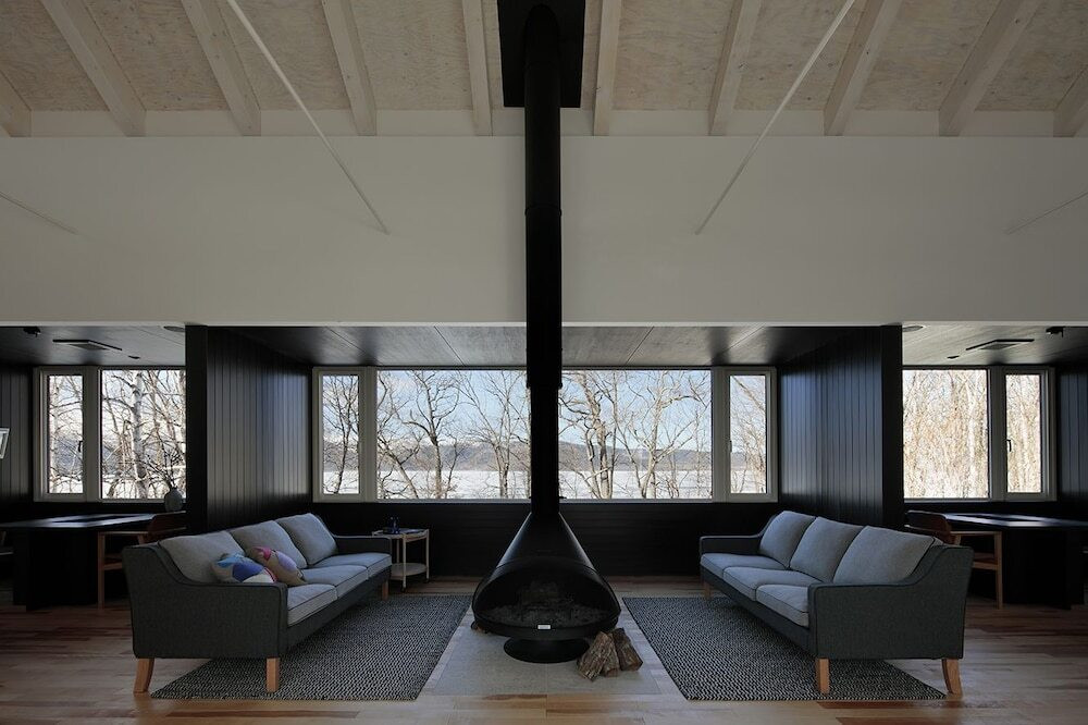 ロビー応接スペース