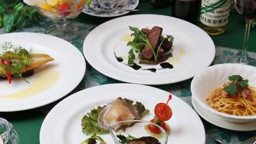 食事・飲み物 / 1