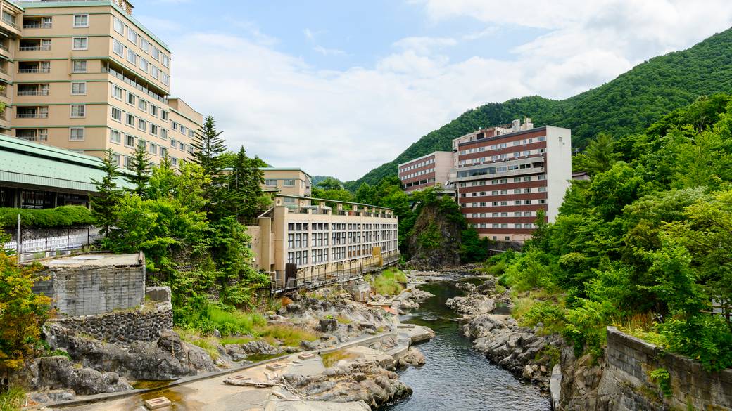 定山渓温泉街 / 2