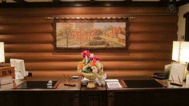 コンシェルジュ デスク / 1