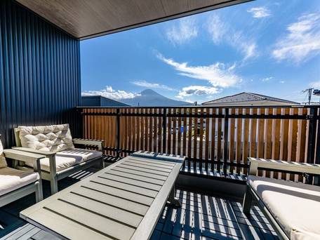 Mt. Fuji Resort Club －然－ / 1