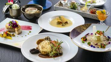 食事・飲み物 / 1