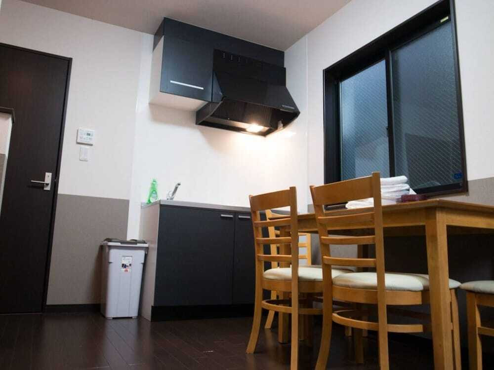 客室内のダイニングエリア