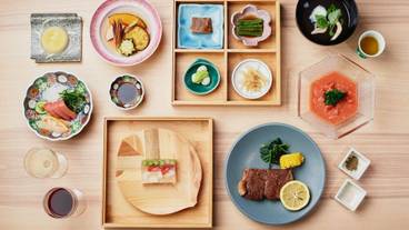 食事・飲み物 / 5