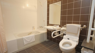 ユニバーサルツインルーム　禁煙　24平米