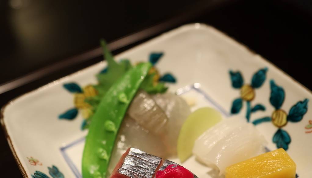 神戸牛や伊勢海老も♪
贅沢会席に舌鼓 / 4