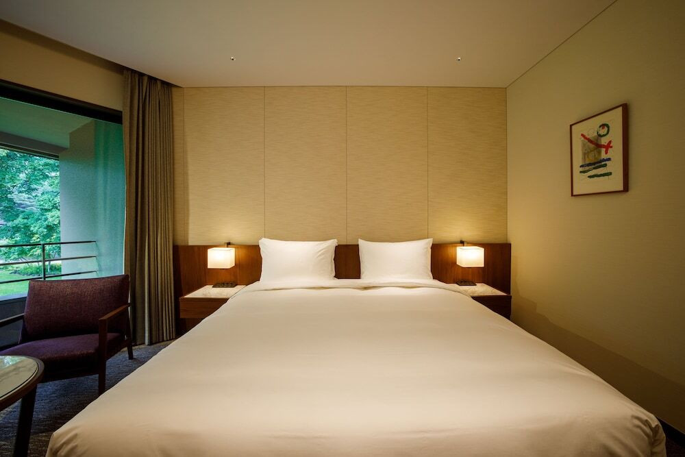 気品あふれるお部屋でリラックス3432584