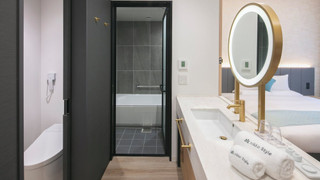 デラックスキングルーム