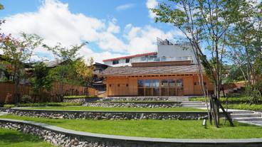 裏草津／高台広場 / 2