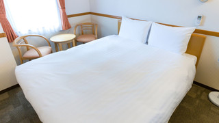 ダブルルーム 喫煙可