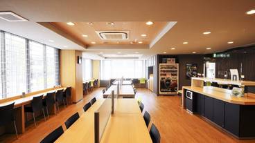 朝食スペース / 8