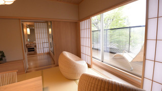 「涌」「然」和室10帖+洋室＋温泉露天風呂