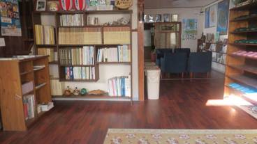 内部エントランス / 2