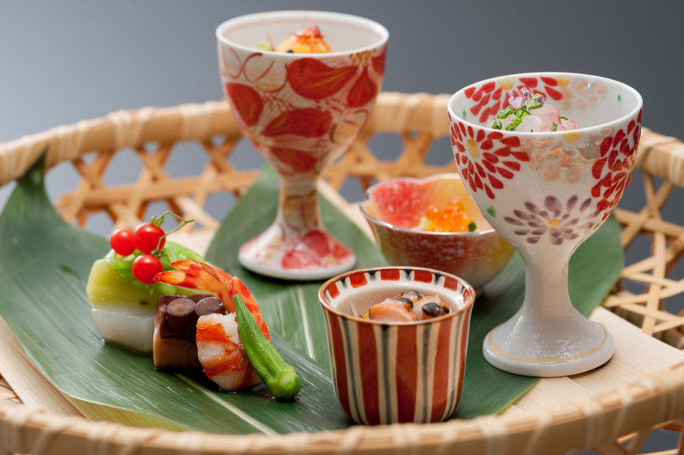 「箱根 花紋」 料理 234075711 夕食コース一例