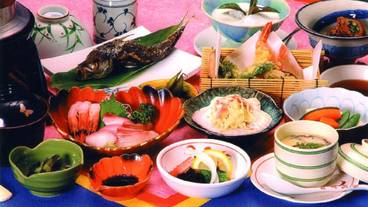 食事・飲み物 / 1