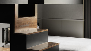 コンドミニアムレイヤーベッド