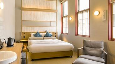 スーペリアクイーン / 11