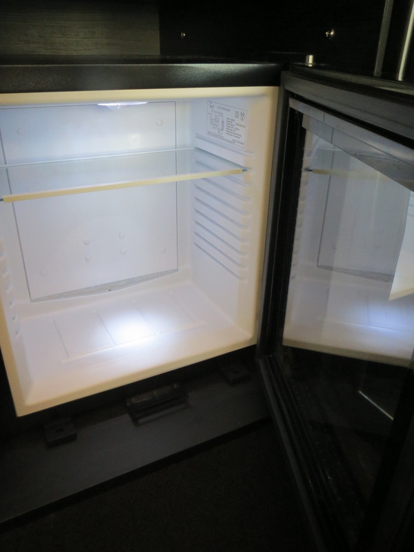 ワインセラー風のミニ冷蔵庫