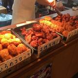 吉岡精肉店 ひろめ市場店(ヨシオカセイニクテン)