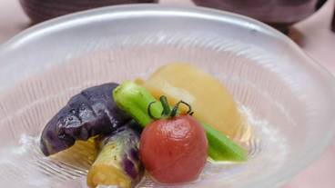 食事・飲み物 / 4