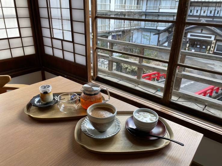 「薬膳や 向新」で
ぽかぽかランチ / 5