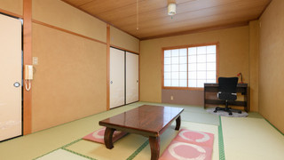 和室 共用バストイレ 6名用 禁煙