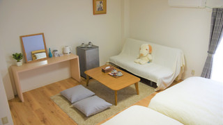 エコノミー 4 人部屋