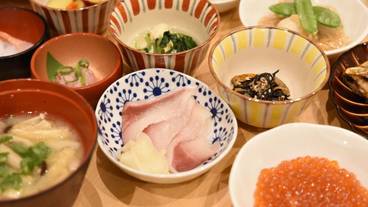 朝食ビュッフェ / 2