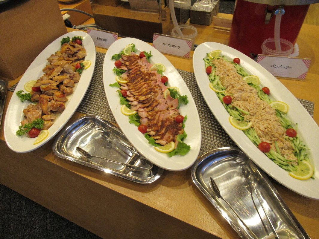 夕食／ハーフバイキング一例