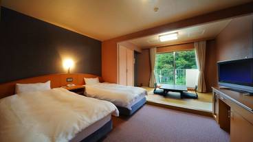 和洋室ツインルーム(山側) / 4