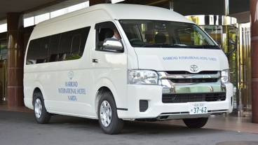 空港シャトルバス / 2