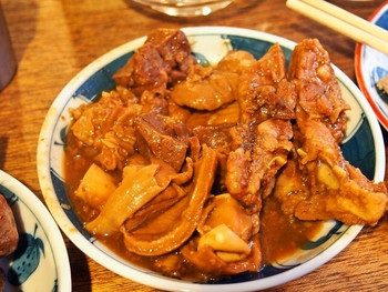 「宇ち多゛」 料理 34953914 骨 煮込み
