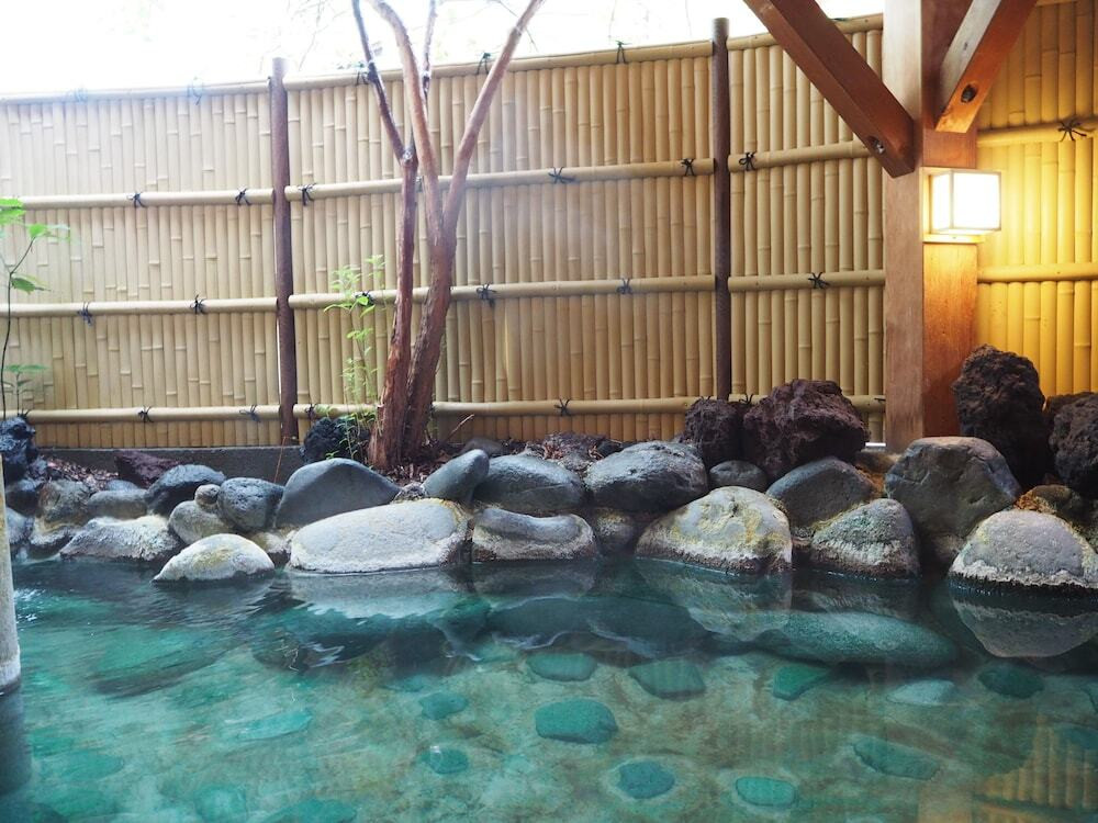 6つのお風呂で温泉三昧＆エステで至福のひと時3925651