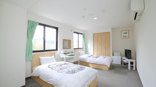 [有珠山側眺望] ツインルーム26平米 (90㎝幅ベッド×2台) [禁煙]