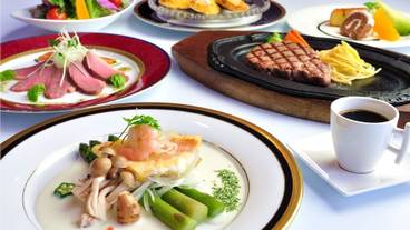 食事・飲み物 / 4