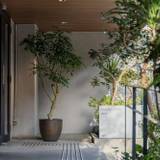 スタイリッシュな
リノベホテルへin / 4