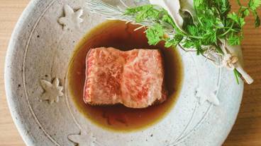 食事・飲み物 / 8