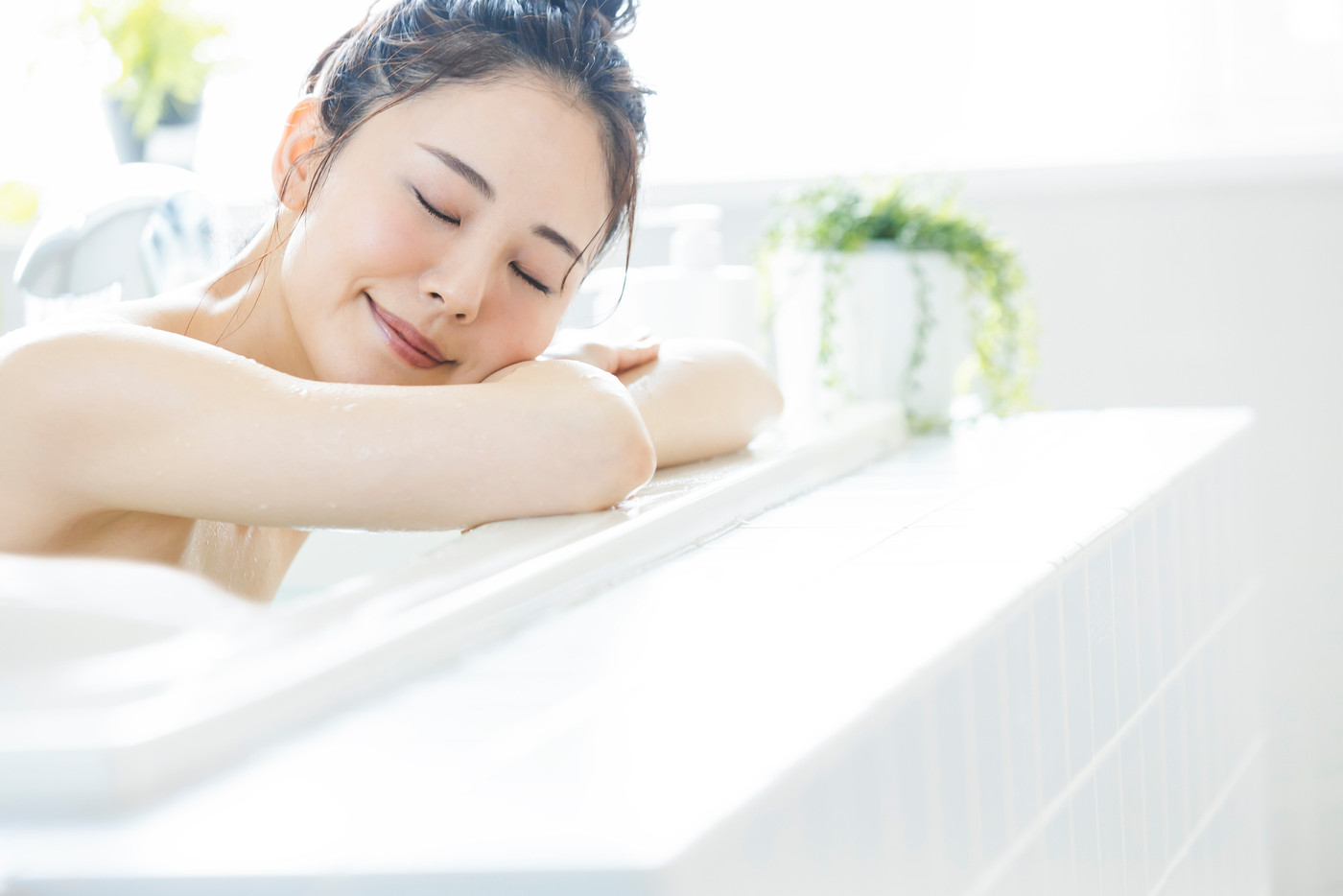 女性バスタイム　　