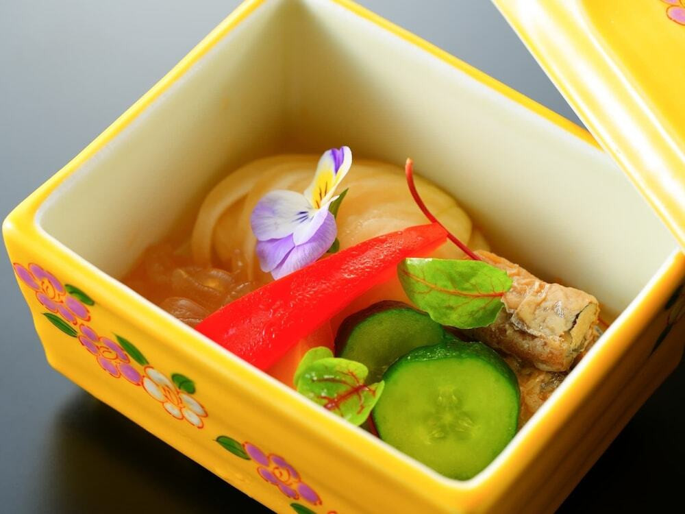 レストラン