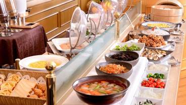 朝食ビュッフェ / 5