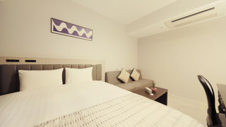 ルーム クイーンベッド 1 台