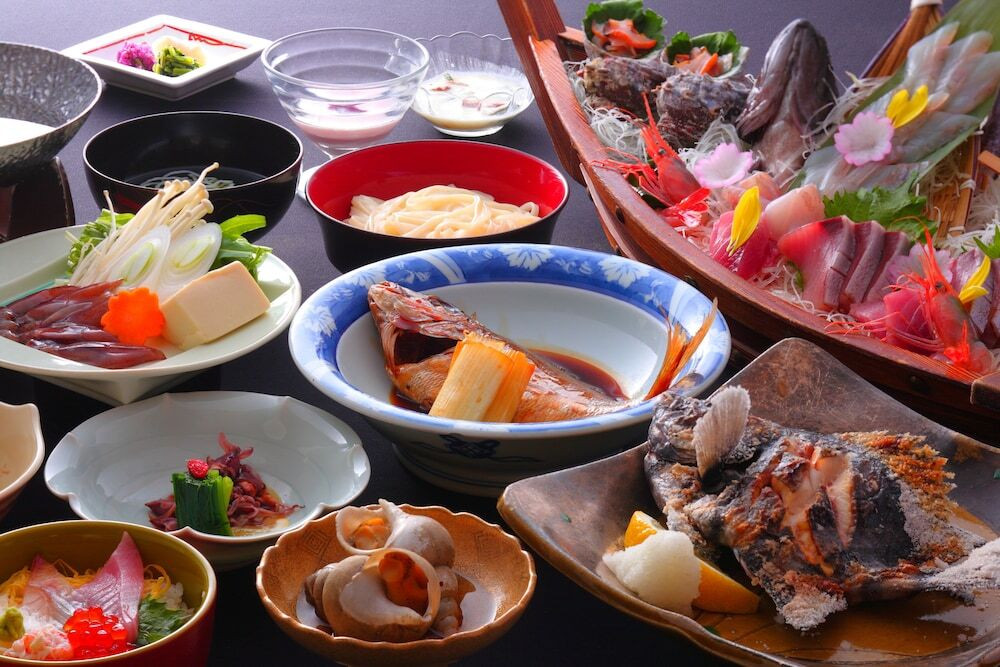 バラエティ豊富な天然ブリ料理をいただく温泉旅館4231598