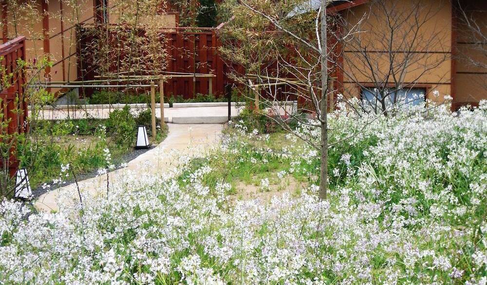 温かさに包まれる
笑顔のお見送り / 1