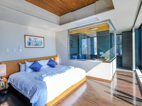 Miru Nozomi Views / 2