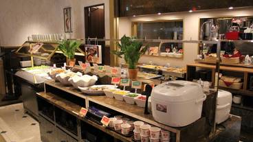 朝食スペース / 11