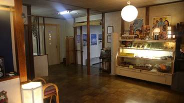 内部エントランス / 3