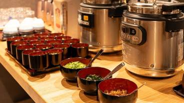 食事・飲み物 / 3